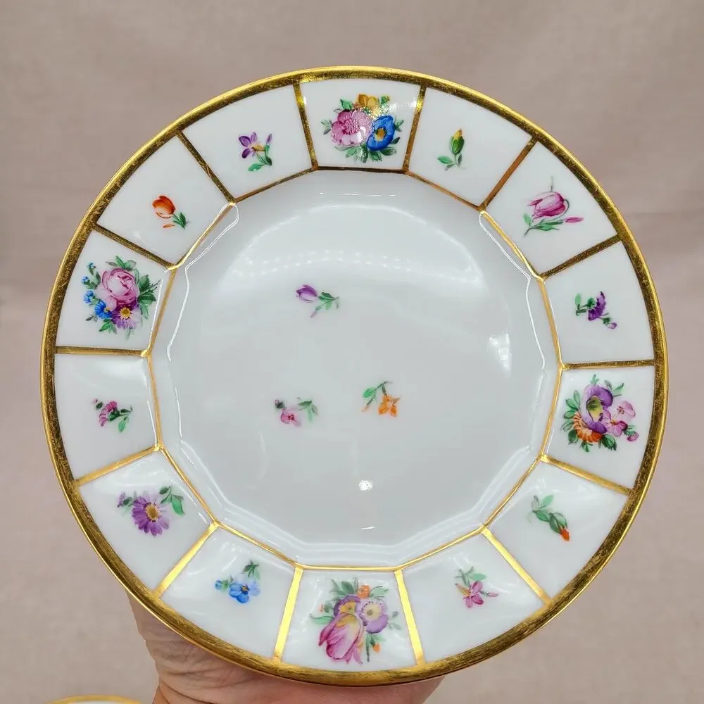 4 pcs - Royal Copenhagen 'Henriette' 6.25 Inch Bread & Butter Plates #444-8553